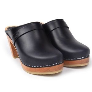 Maguba Swedish High Heel Leather Clog